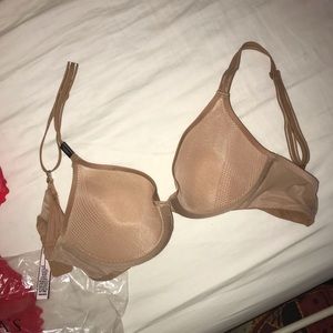 Victoria's Secret Intimates & Sleepwear - New w/tags nude seamless bra thin and comfy Victoria's Secret Intimates & Sleepwear - New w/tags nude seamless bra thin and comfy